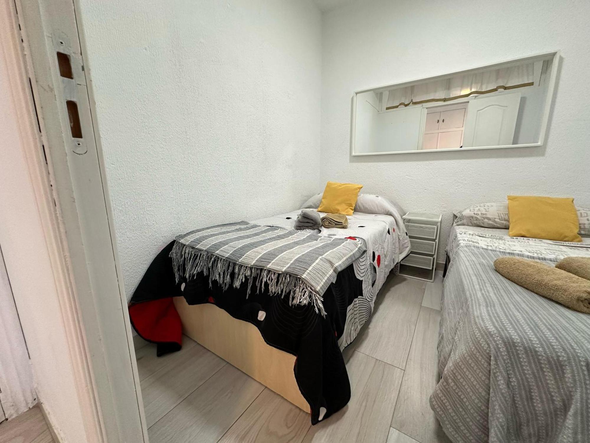 Cg131 - Centro 50 Metros, Playa 650 Metros, Wifi, Fire Stick Amazon Apartment Torremolinos Ngoại thất bức ảnh