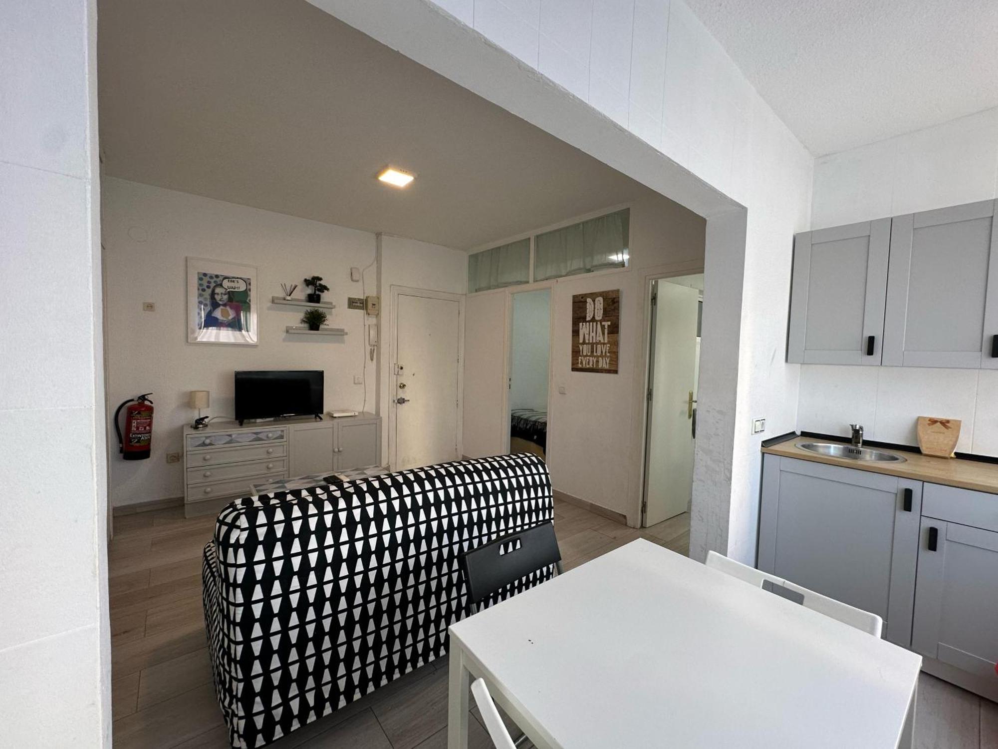 Cg131 - Centro 50 Metros, Playa 650 Metros, Wifi, Fire Stick Amazon Apartment Torremolinos Ngoại thất bức ảnh