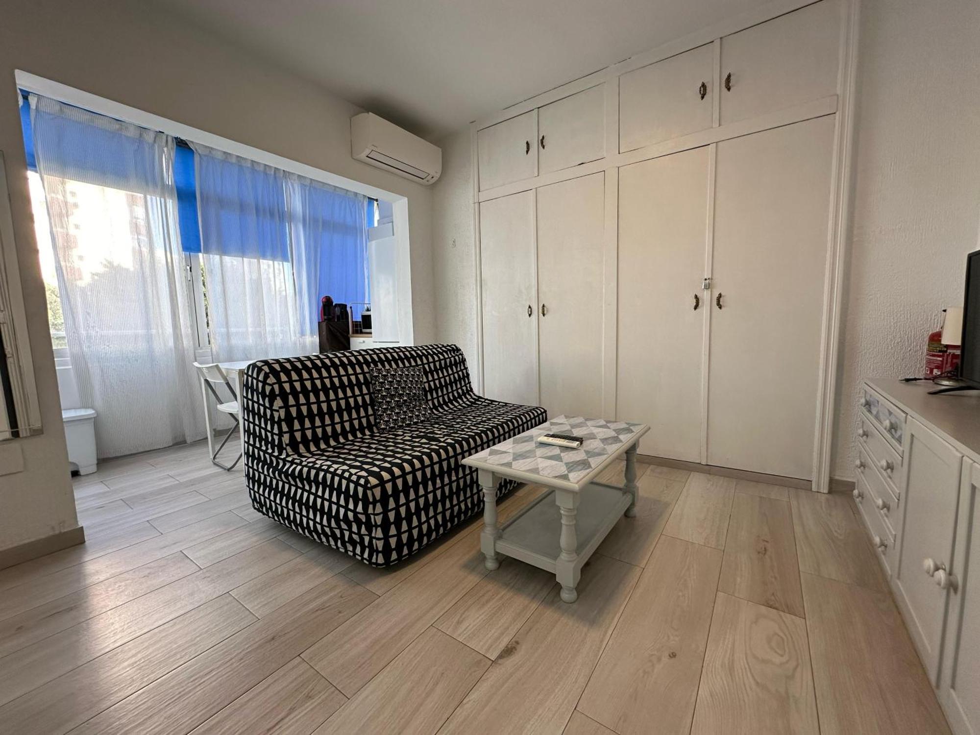 Cg131 - Centro 50 Metros, Playa 650 Metros, Wifi, Fire Stick Amazon Apartment Torremolinos Ngoại thất bức ảnh